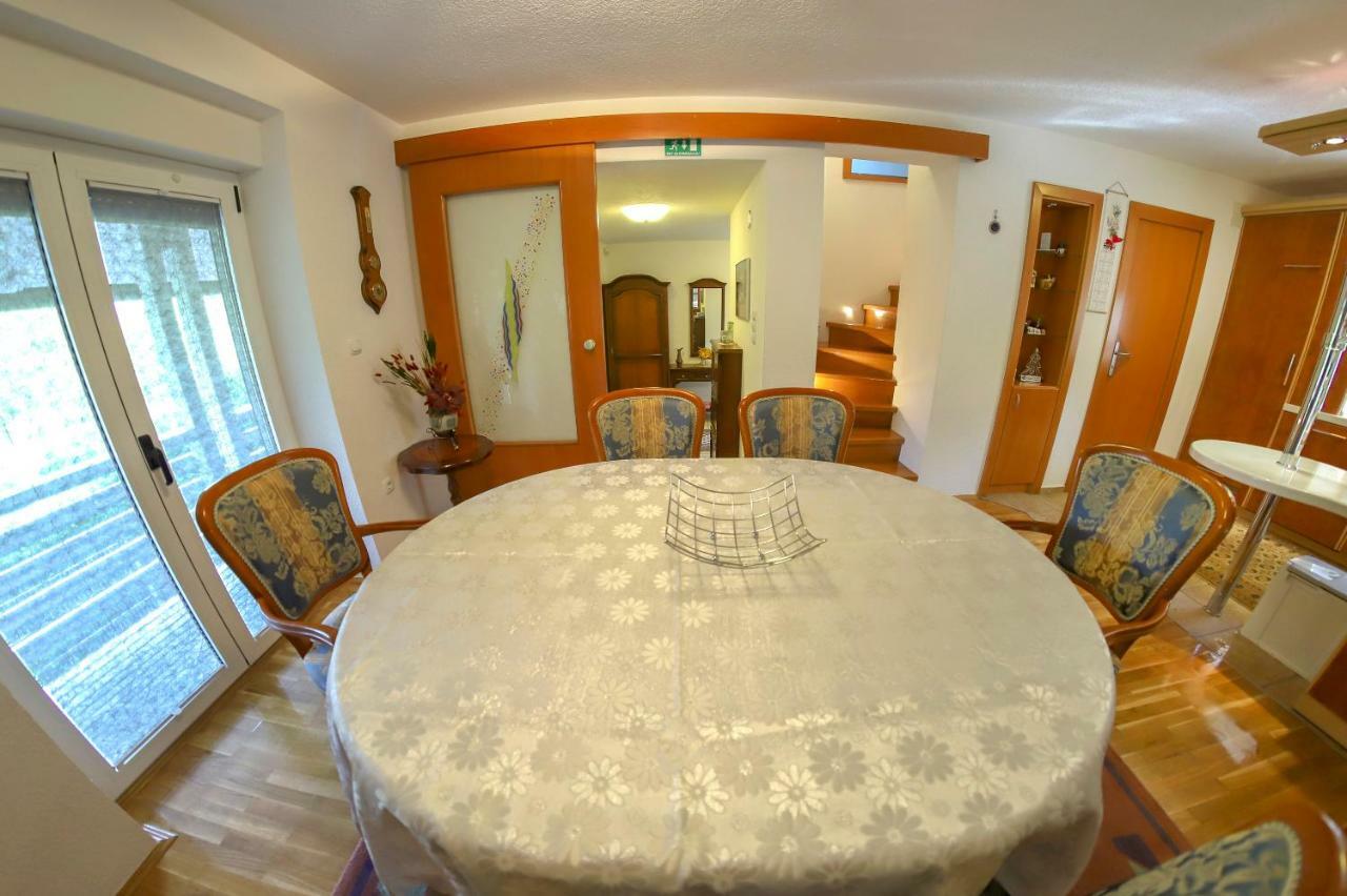 Holiday Home Villa Sara Bihać Eksteriør bilde